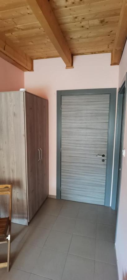 Pensiune Si Cazare La Mitza Temesgyarmat Kültér fotó